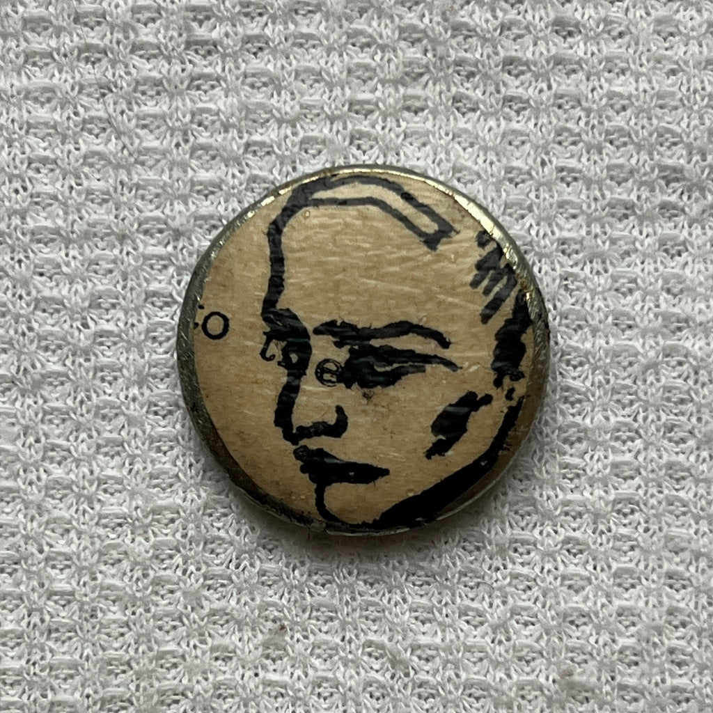 "Mannequin" Small Pin
