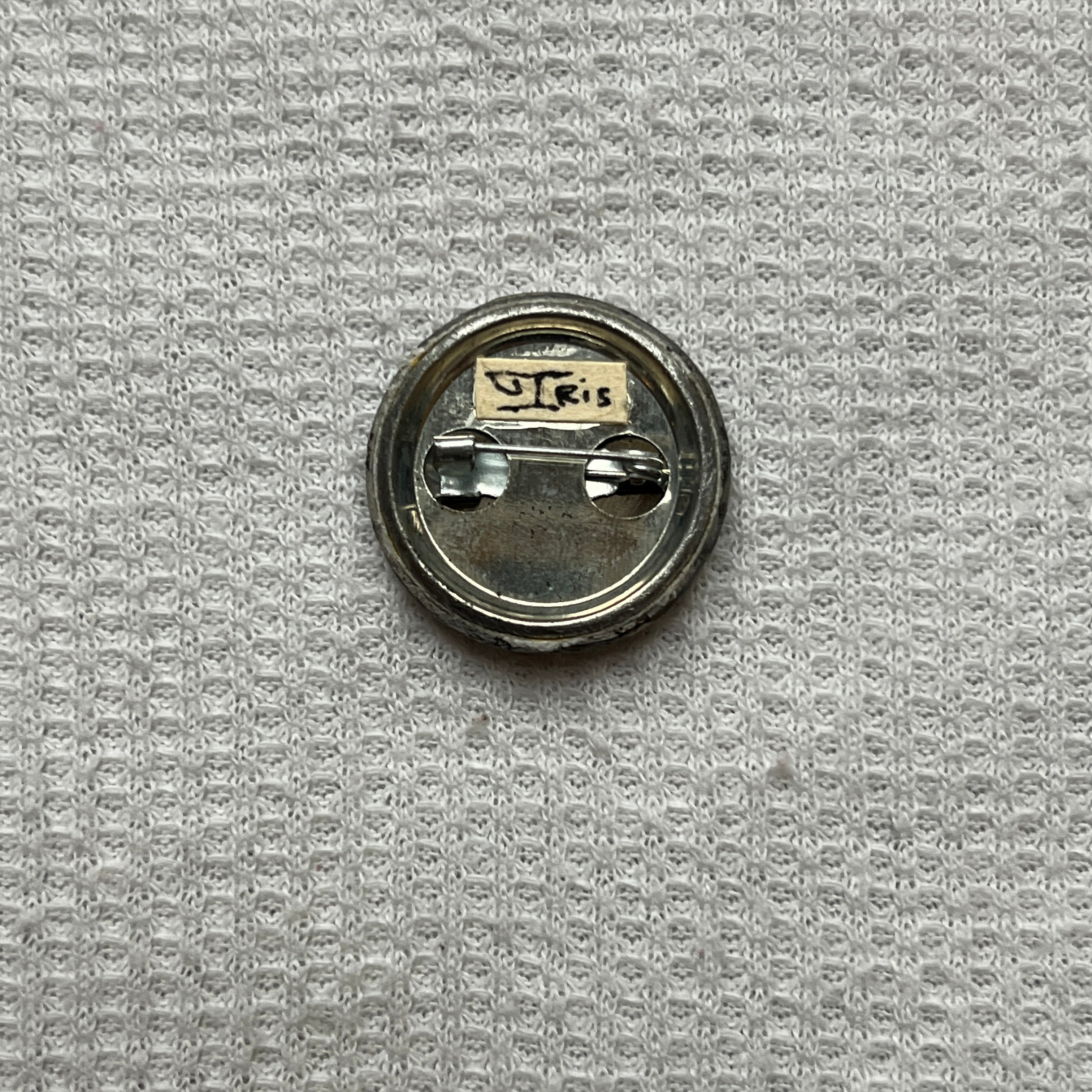 "Mannequin" Small Pin