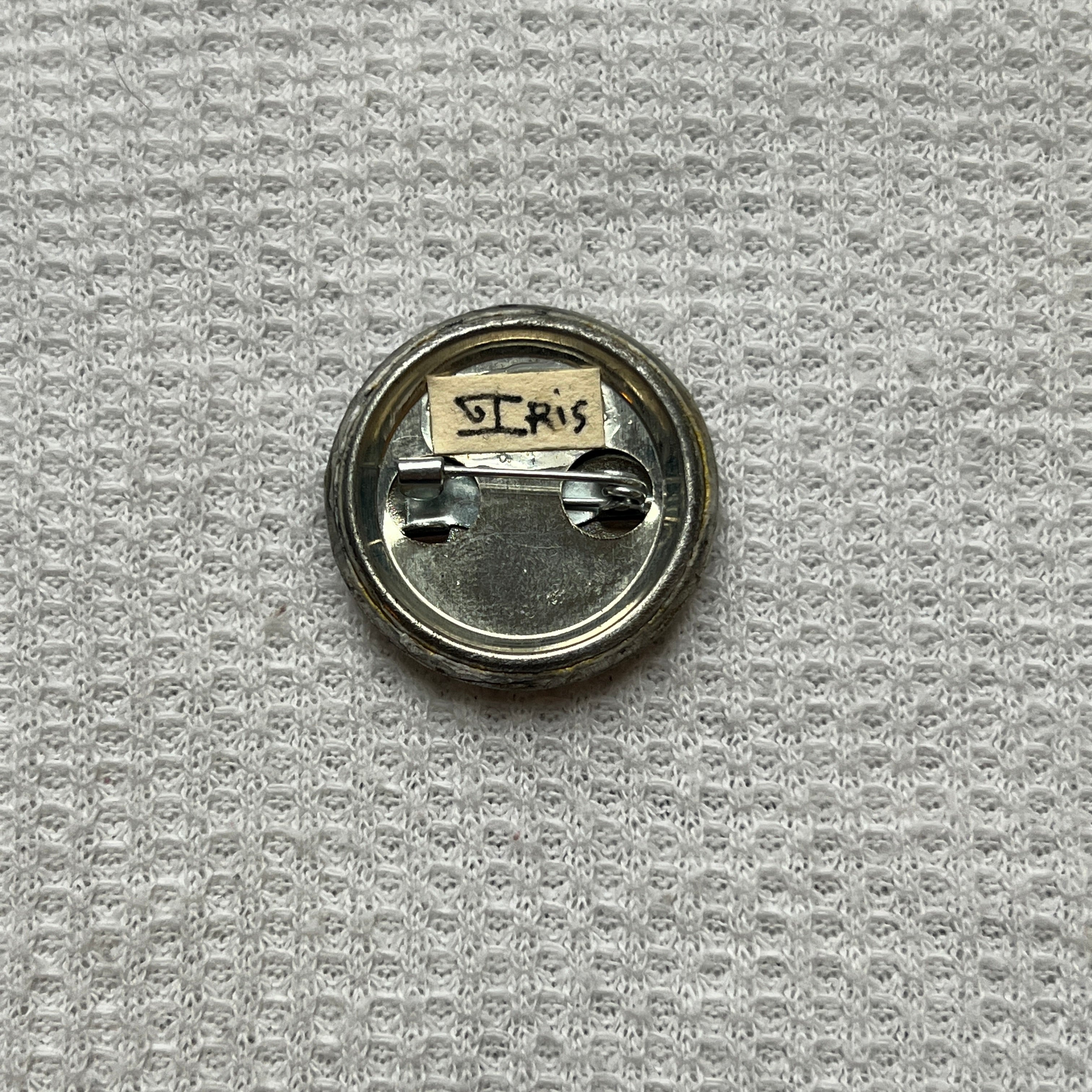 "Doll Up" Small Pin