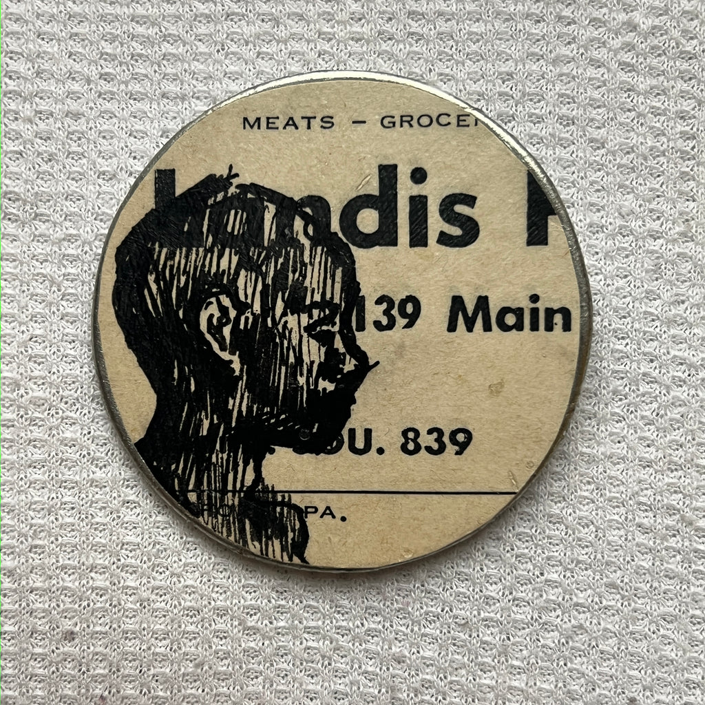 "Main Mannequin" Pin