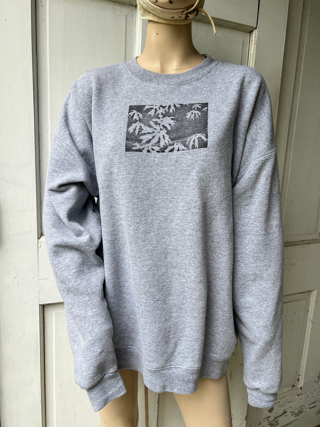 Umbrella Plant Crewneck