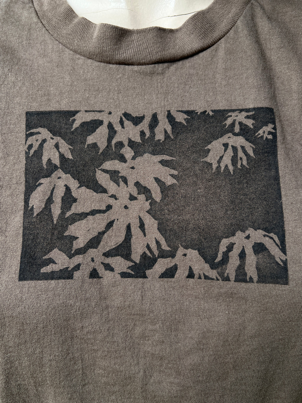 Umbrella Plant Brown Tee