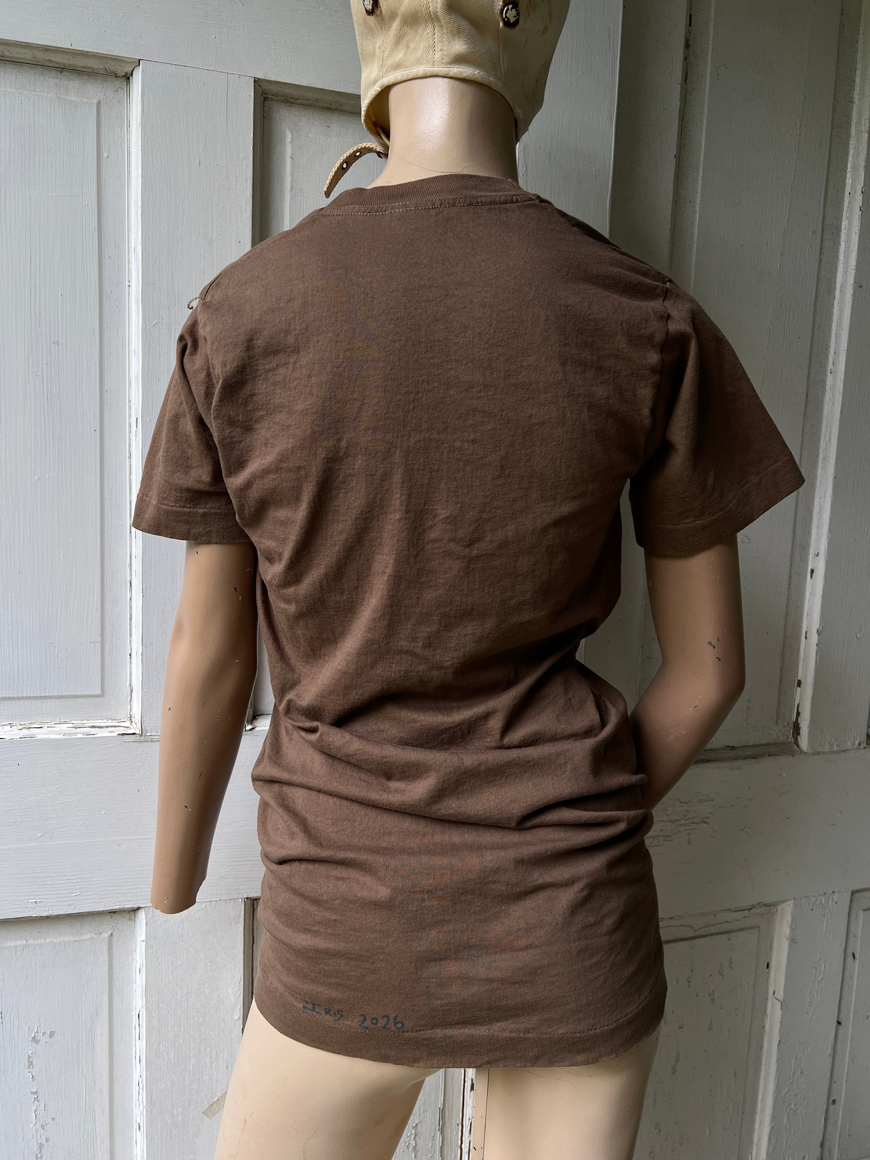 Umbrella Plant Brown Tee