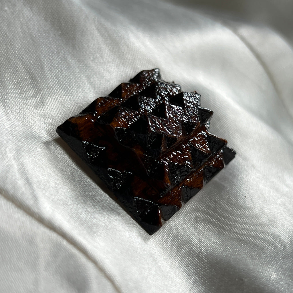 Rectangle Tramp Brooch