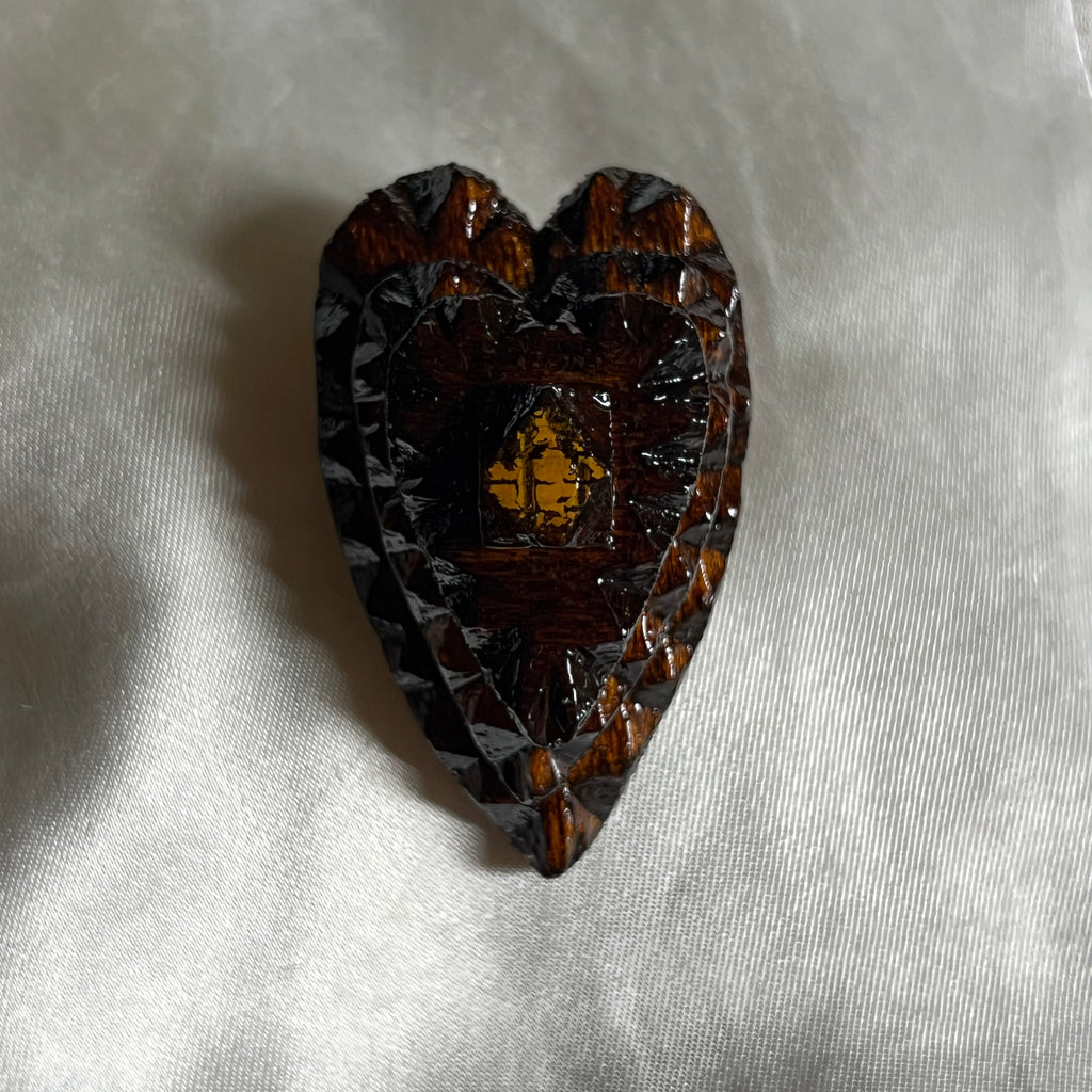 Heart Tramp Brooch