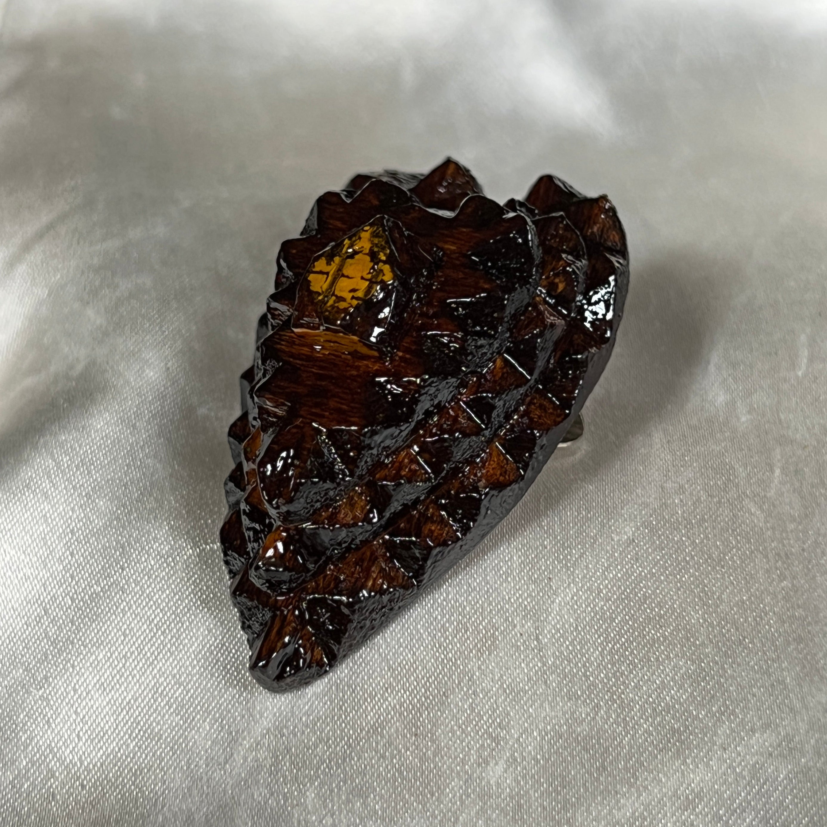 Heart Tramp Brooch