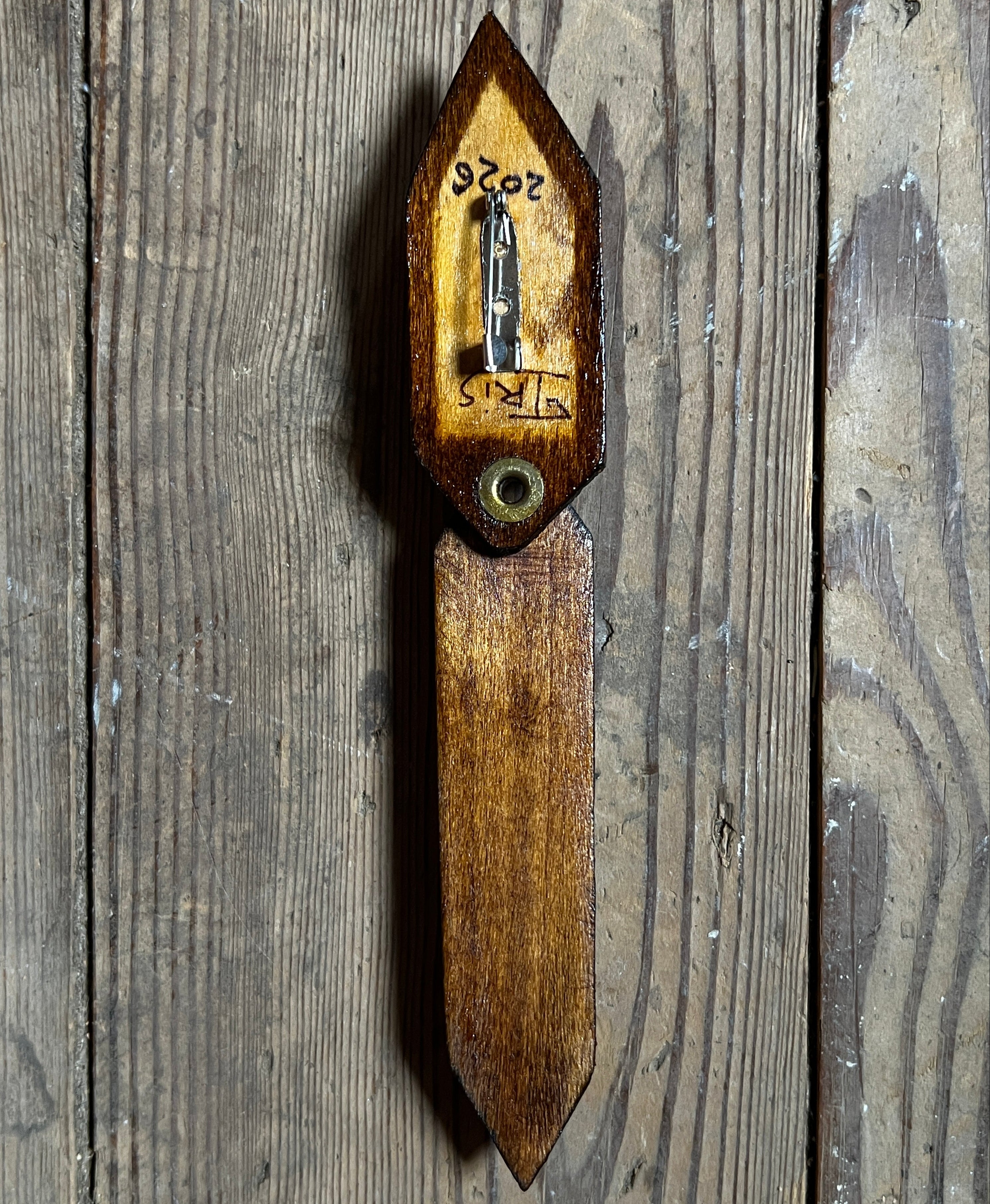 Articulated Tramp Brooch