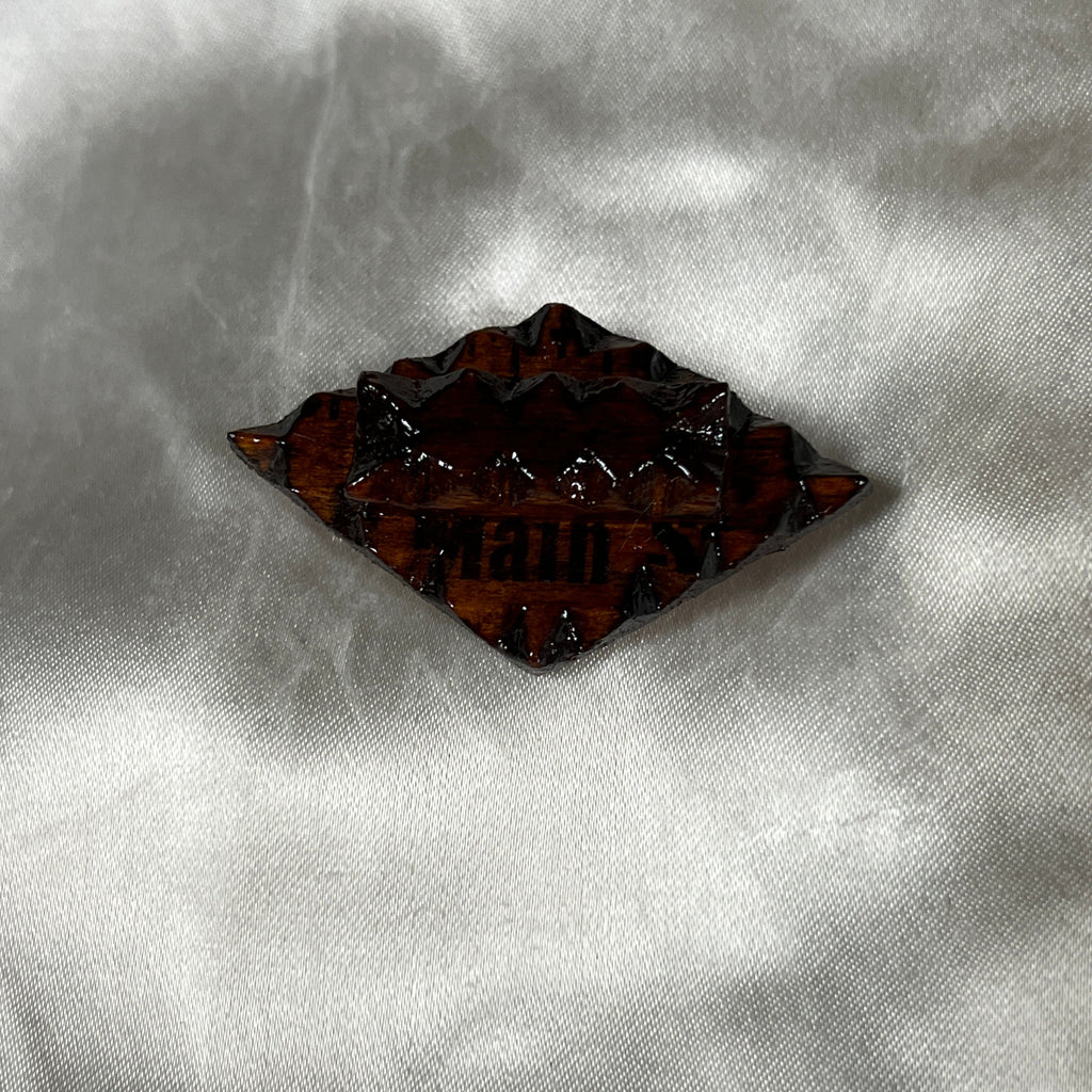 Main Diamond Tramp Brooch