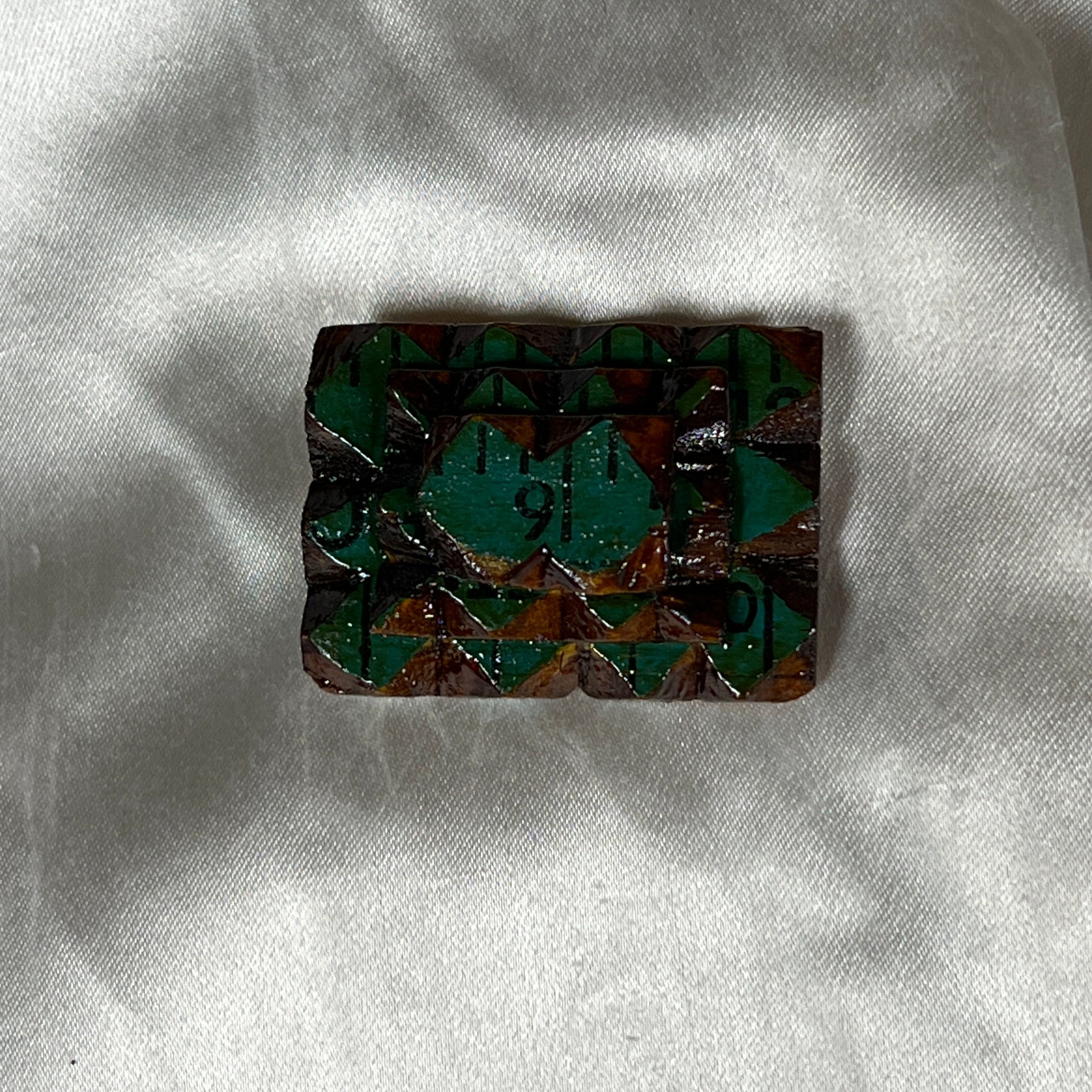 Green Rectangle Tramp Brooch