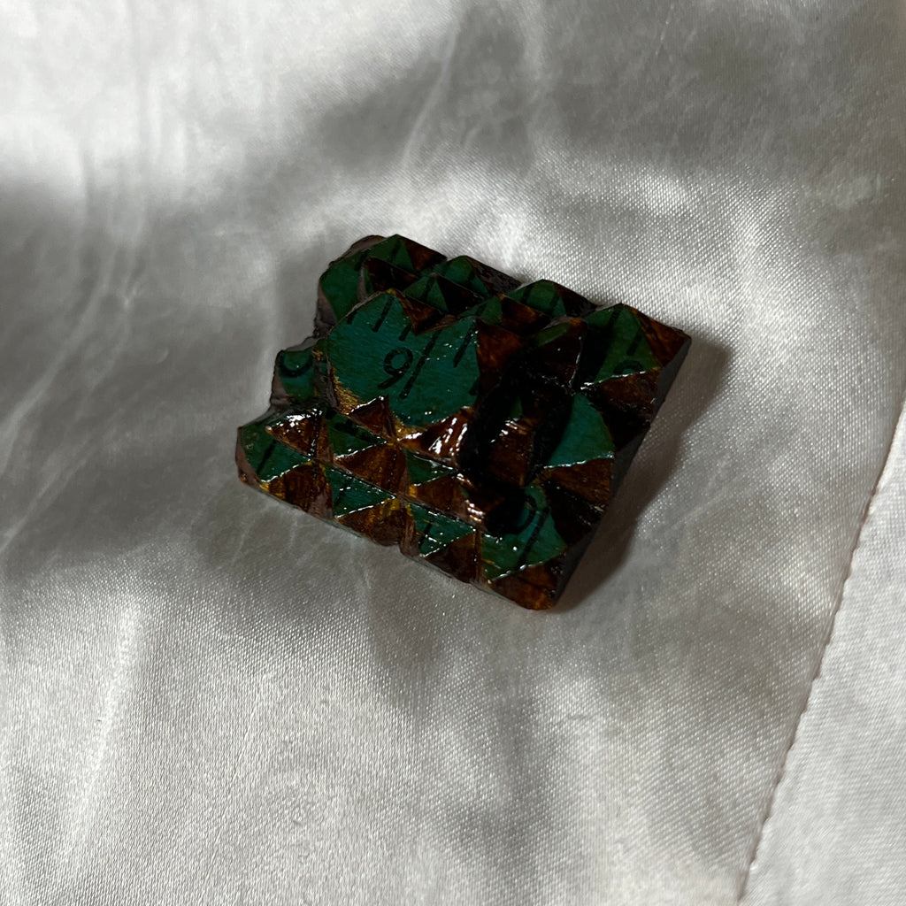 Green Rectangle Tramp Brooch